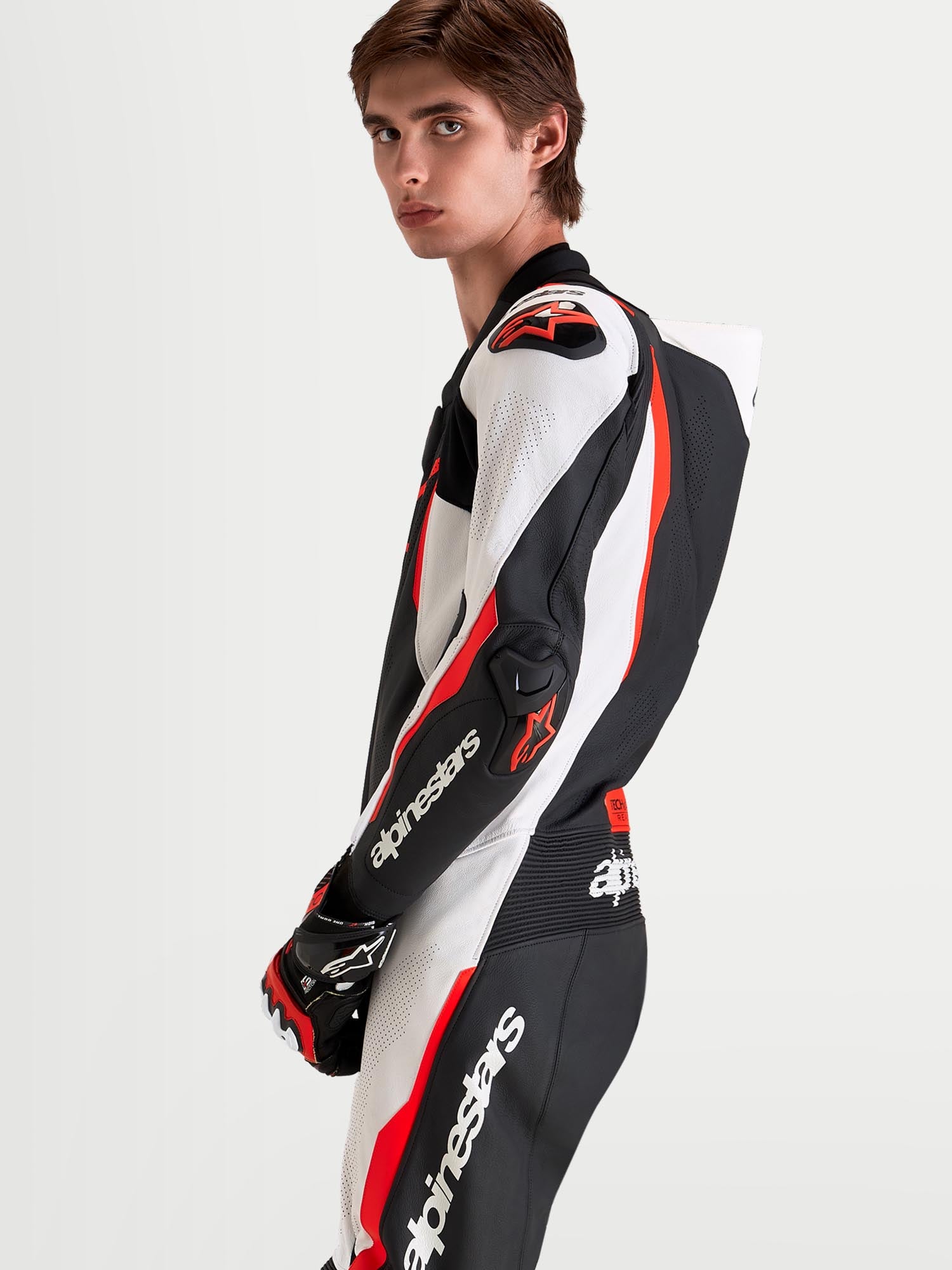 Alpinestars Missile V3 1-Piece Motorcycle Leather Suit black/white/red 46 Figure 4