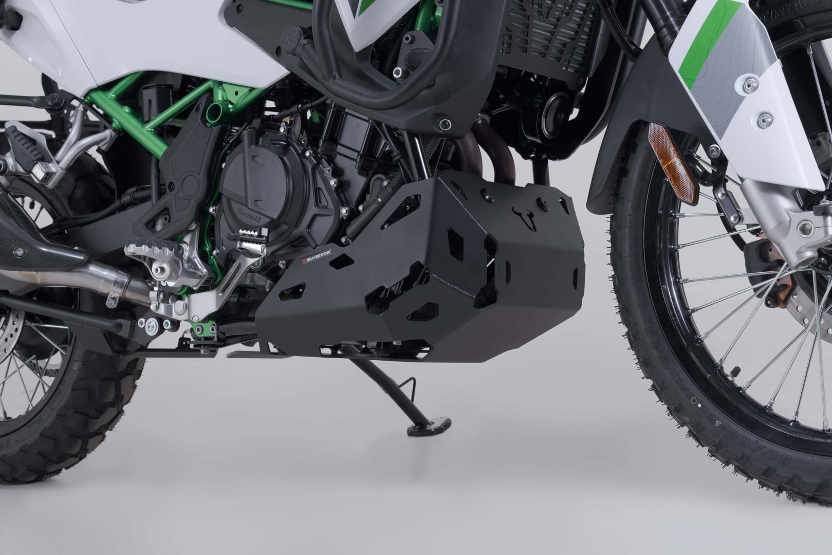 SW-Motech Engine guard - Black. Kawasaki KLE500 / KLE500 SE (26-). Figure 2