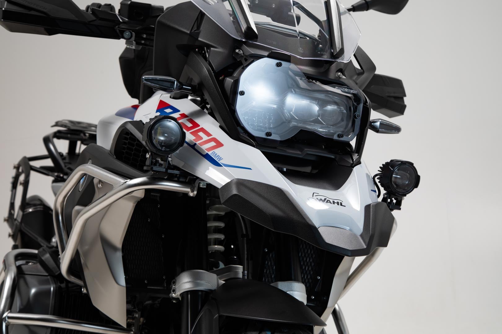SW-Motech EVO tågelygtesæt - Sort. BMW R 1200 GS (12-18), R 1250 GS (18-). Figur 2