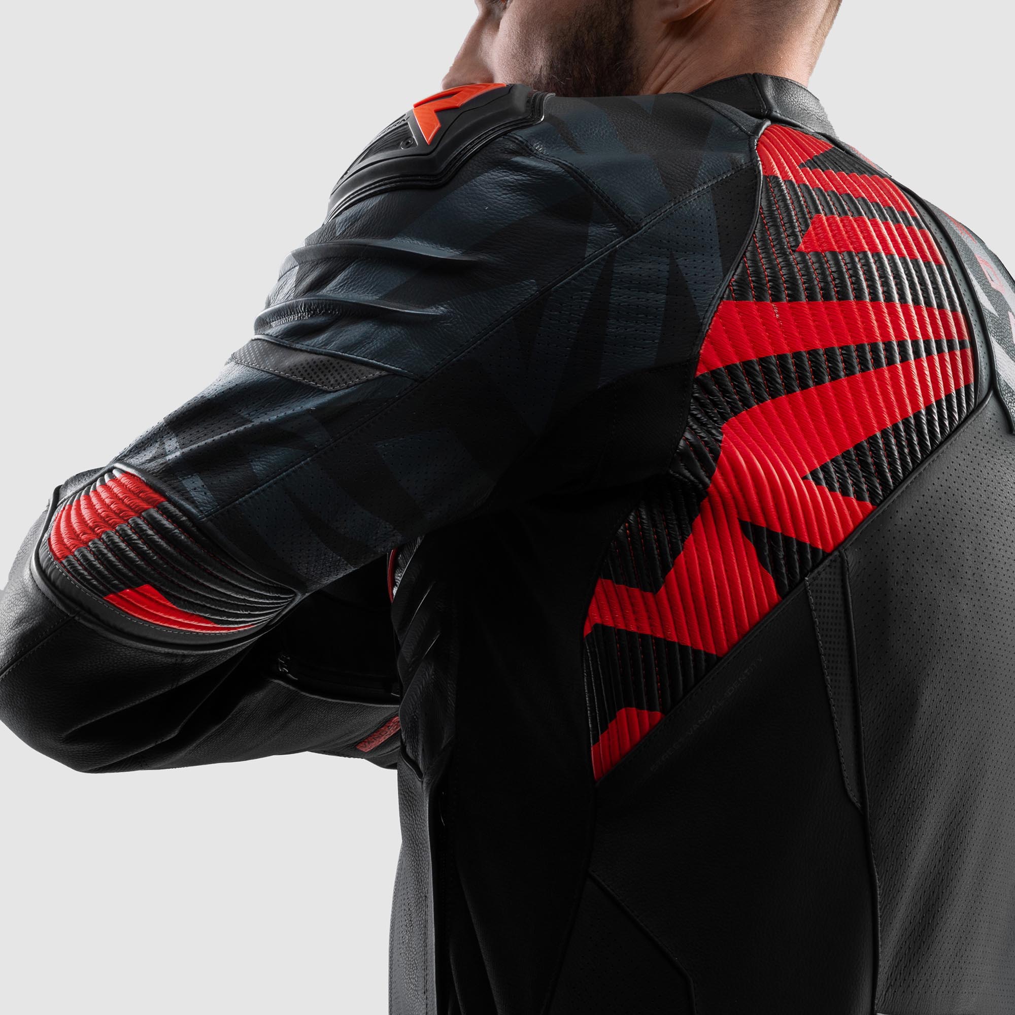 Rebelhorn Vandal 2 Motorcycle Leather Jacket black/grey/red 50 Figure 8