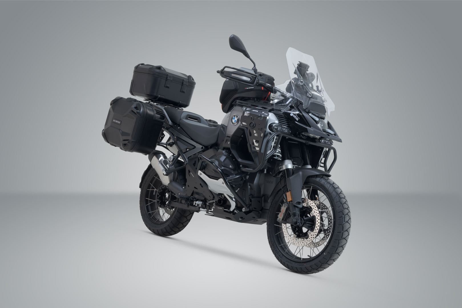 Setul SW-Motech Adventure DUSC cu majusculă L - Negru. R 1300 GS Adv (24-). Suportul de top pentru BMW. Figura 2