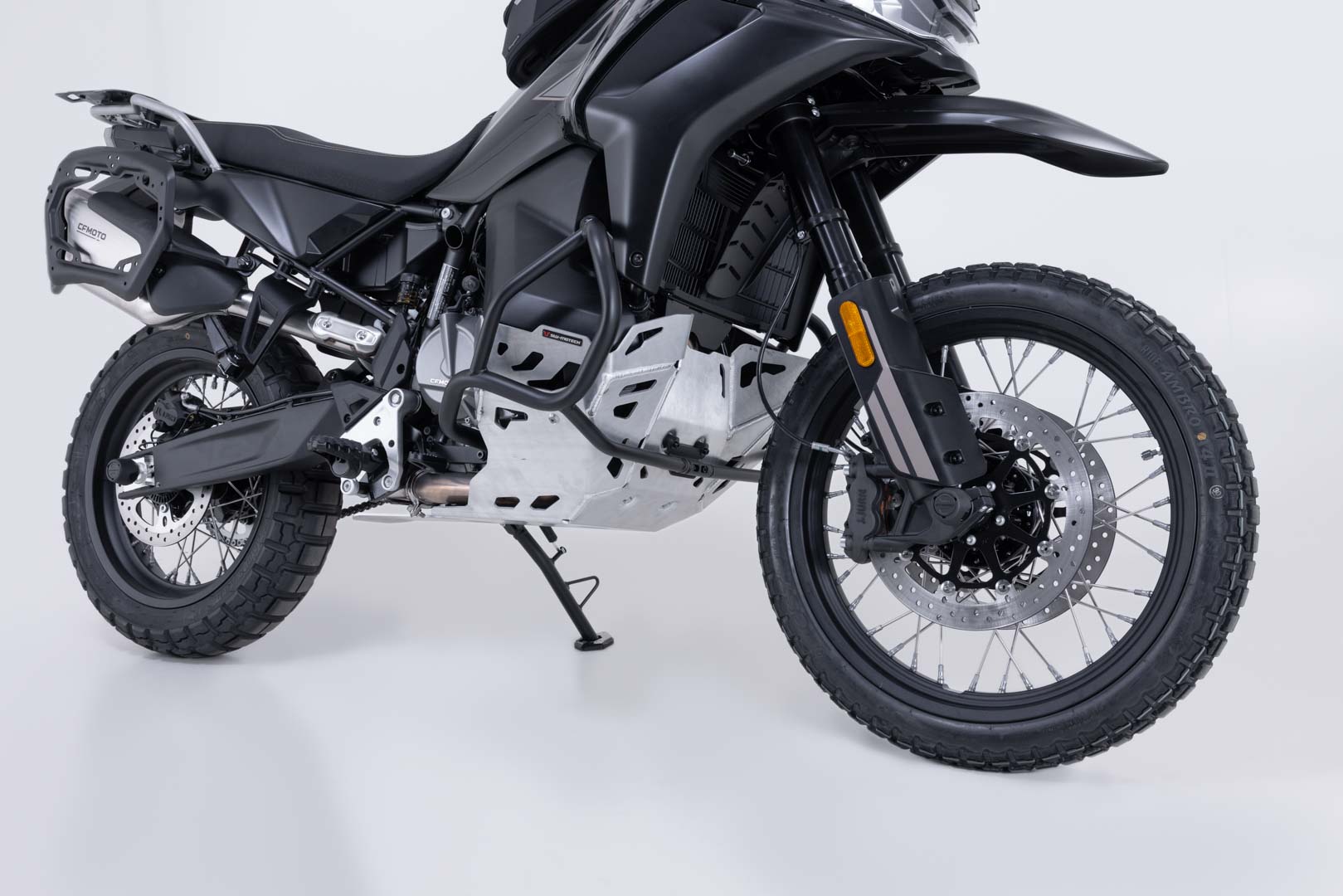 SW-Motech motorskydd - Silver. CFMoto 800MT-X (24-). Figur 1