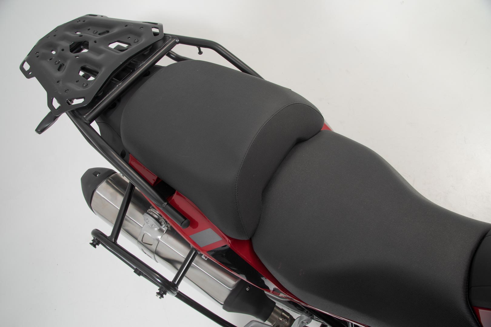 Sistem lateral SW-Motech URBAN ABS - 2x 16,5 l. Benelli TRK 502 X (18-). Figura 5