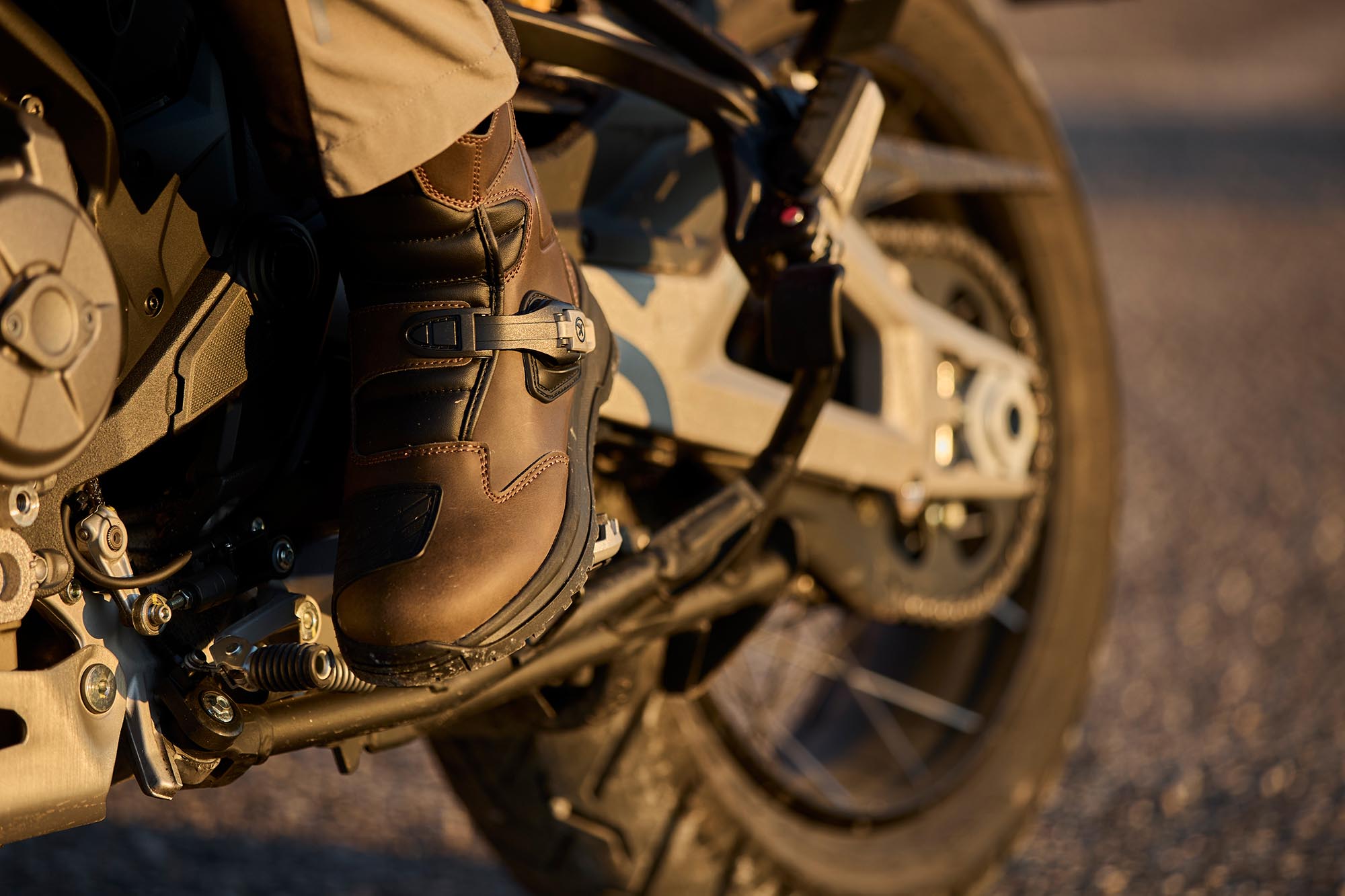 XPD X-ADV Tourmax H2Out waterproof Motorcycle Boots brown 49 Figure 7