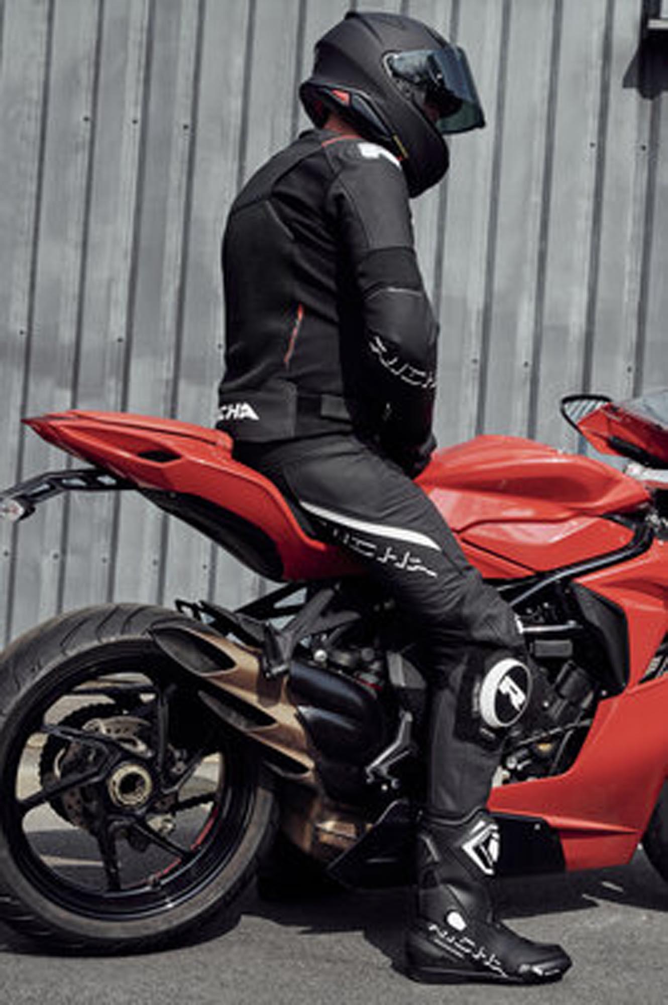 Richa Stradale Evo Motorcycle Leather Jacket black 62 Figure 3