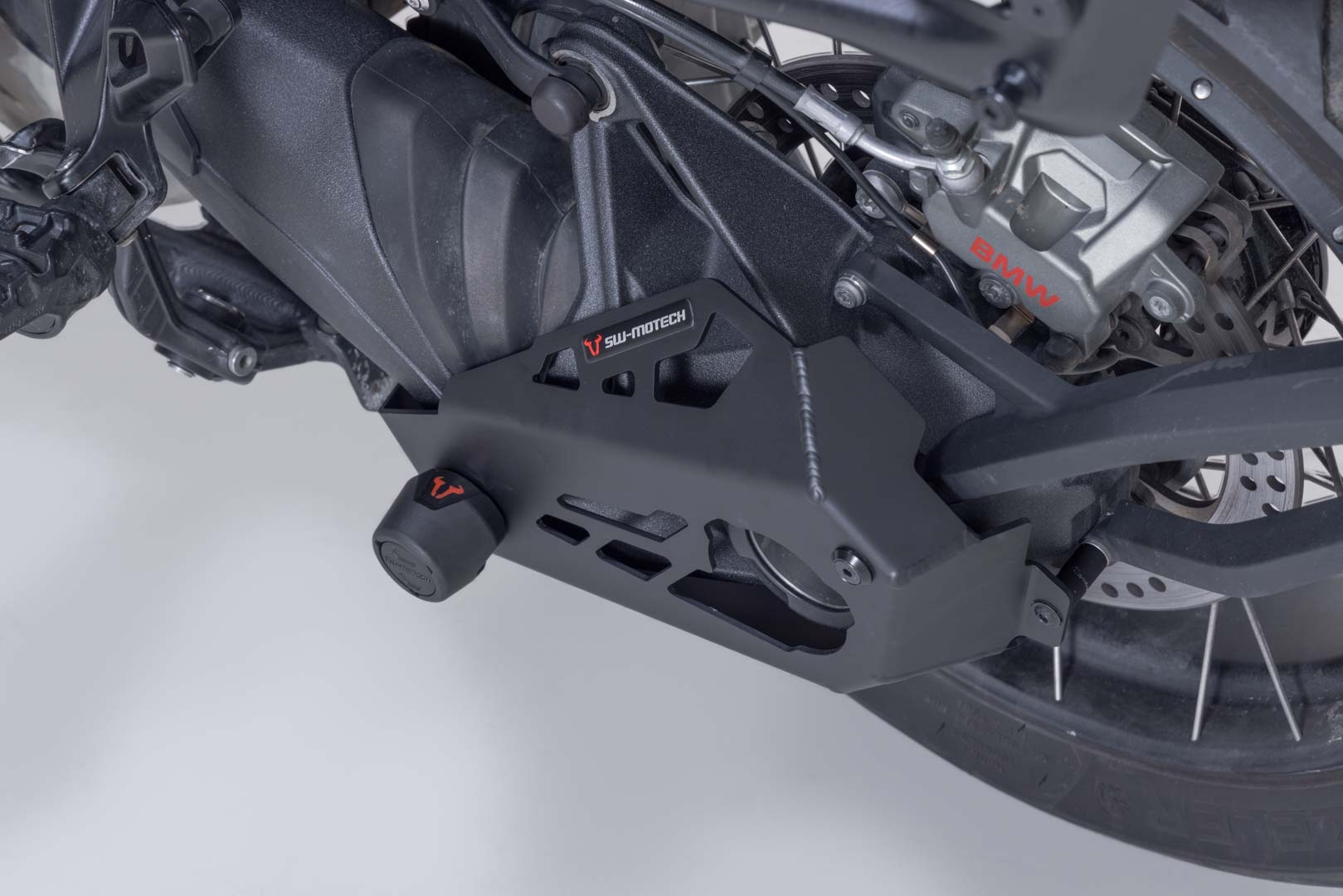 SW-Motech Kardan-skydd – Svart. BMW R 1300 GS (23-) / Adventure (24-). Figur 5