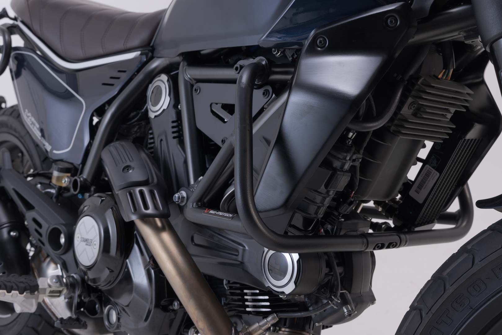 SW-Motech Krockbåge - Svart. Scrambler Nightshift/ Full Throttle (23-). Figur 2