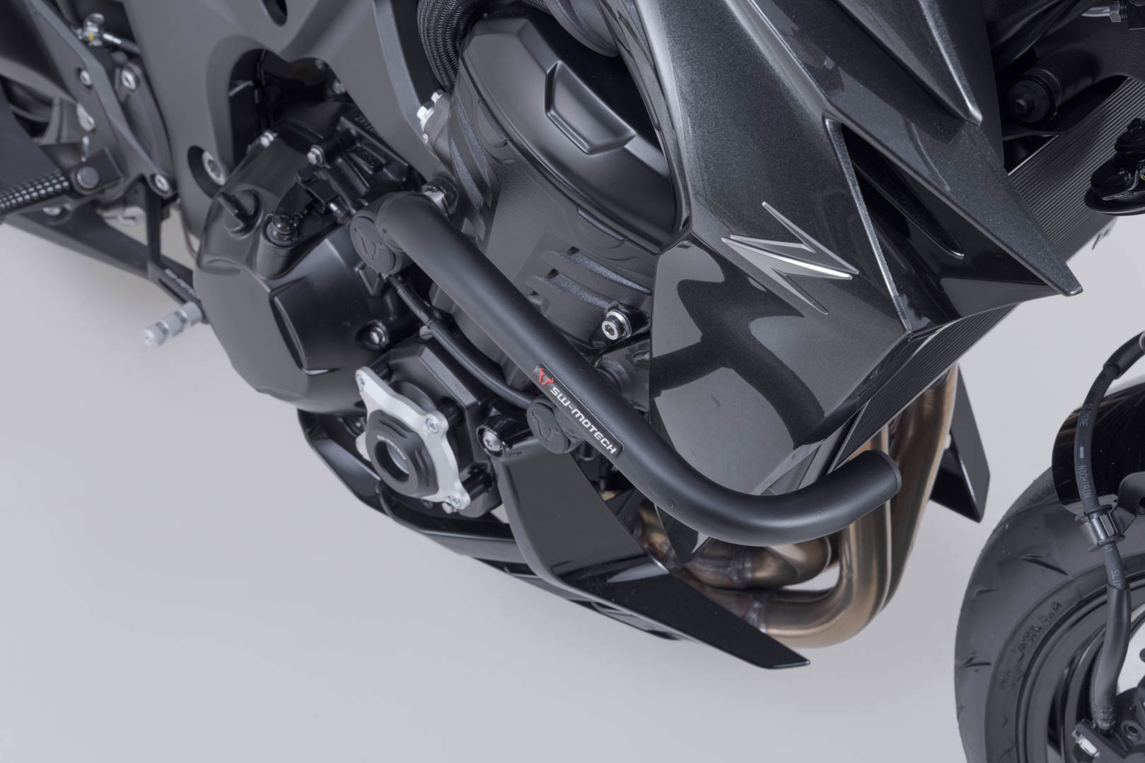 SW-Motech Crash bar - Svart. Kawasaki Z1100 (25-). Figur 4