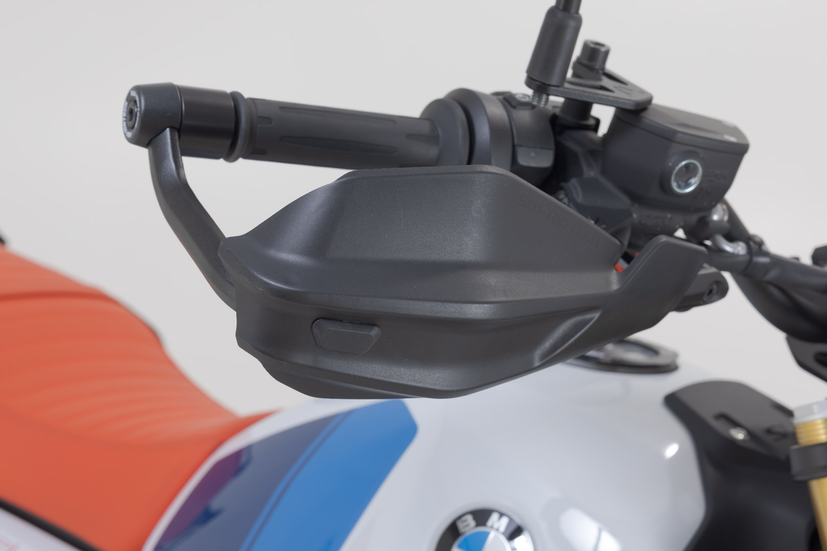 Kit de protecție SW-Motech Adventure - Negru. Modelele BMW R nineT (16-), modelele R 12. Figura 4