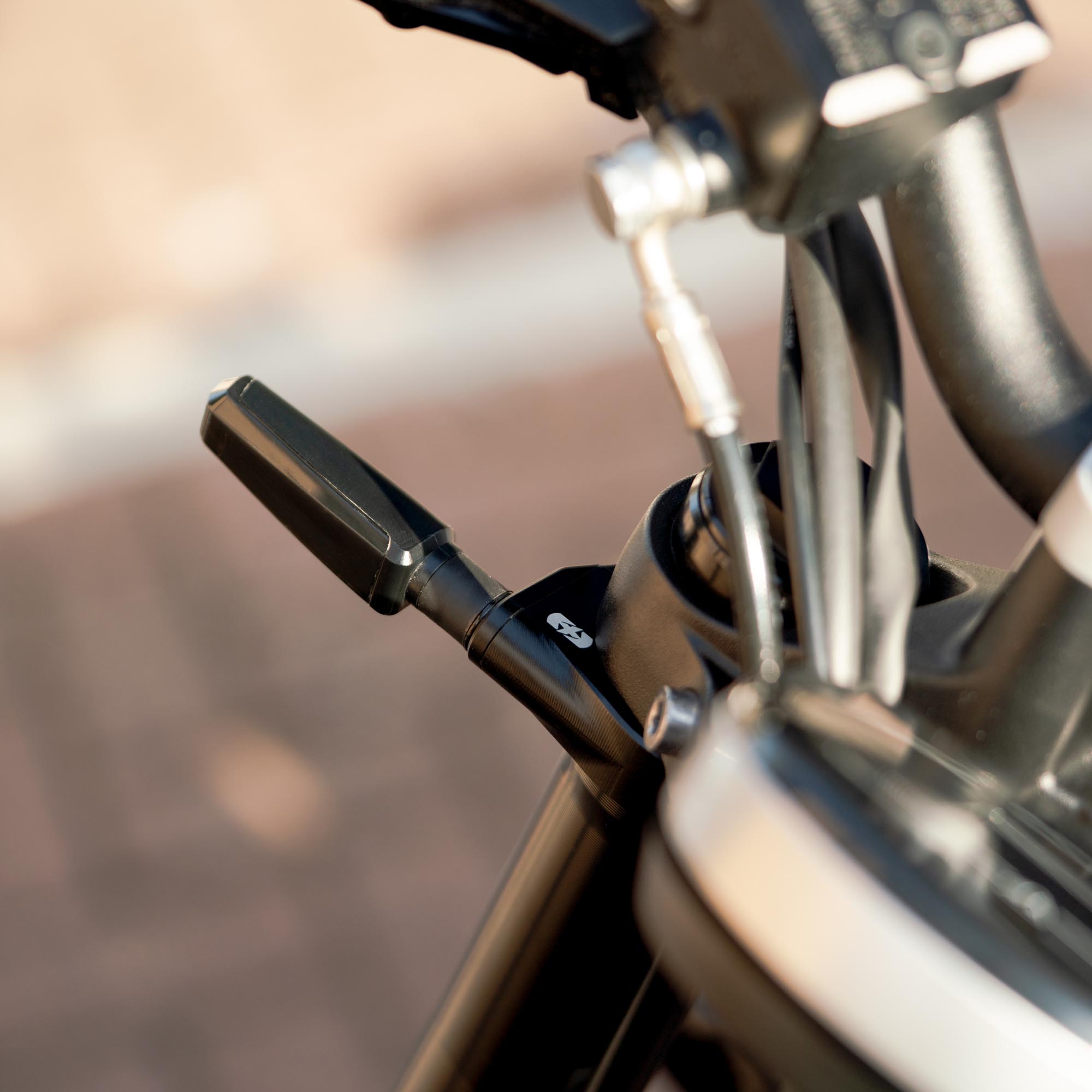 Oxford Fork Mount for Indicators Figure 3