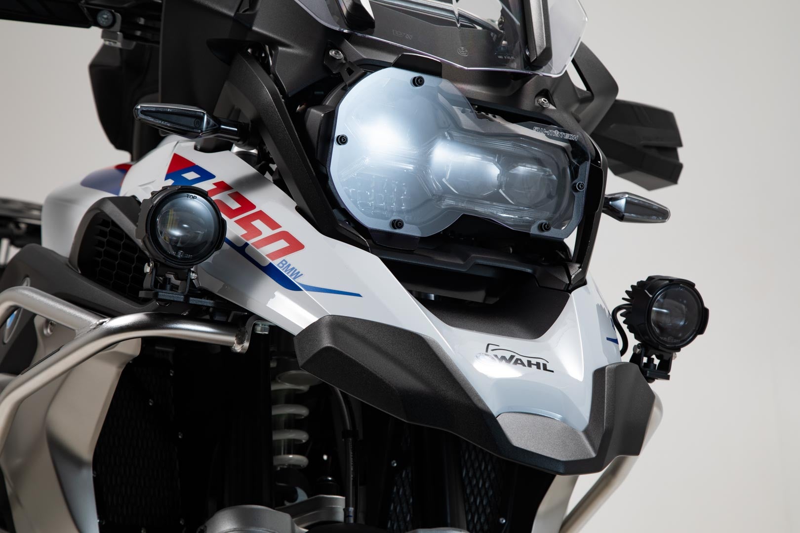 SW-Motech EVO tågelygtesæt - Sort. BMW R 1200 GS (12-18), R 1250 GS (18-). Figur 3