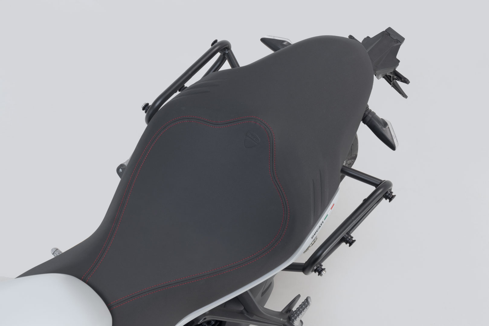 Transportor SW-Motech SLC pe partea stângă - Ducati Monster 821/1200, Super Sport 950. Figura 5