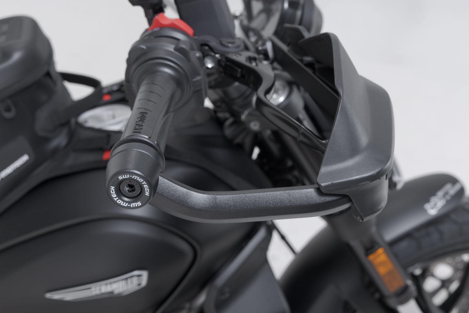 Kit de protecție SW-Motech Adventure - Negru. Ducati Scrambler (14-). Figura 5