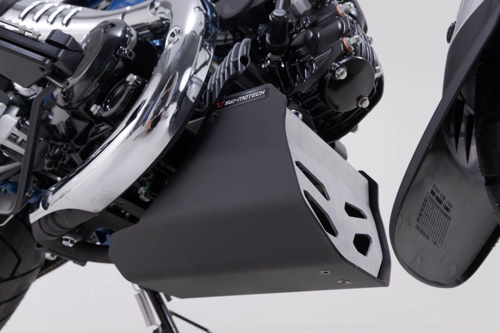 SW-Motech Protetor do motor - Preto/Prata. Honda Dax 125 (22-). Figura 3