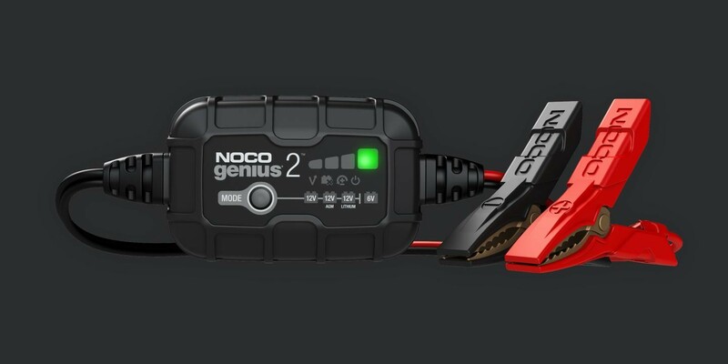 NOCO Smart batteriladdare montering med Genius2 6/12V 2A-klämmor Figur 1