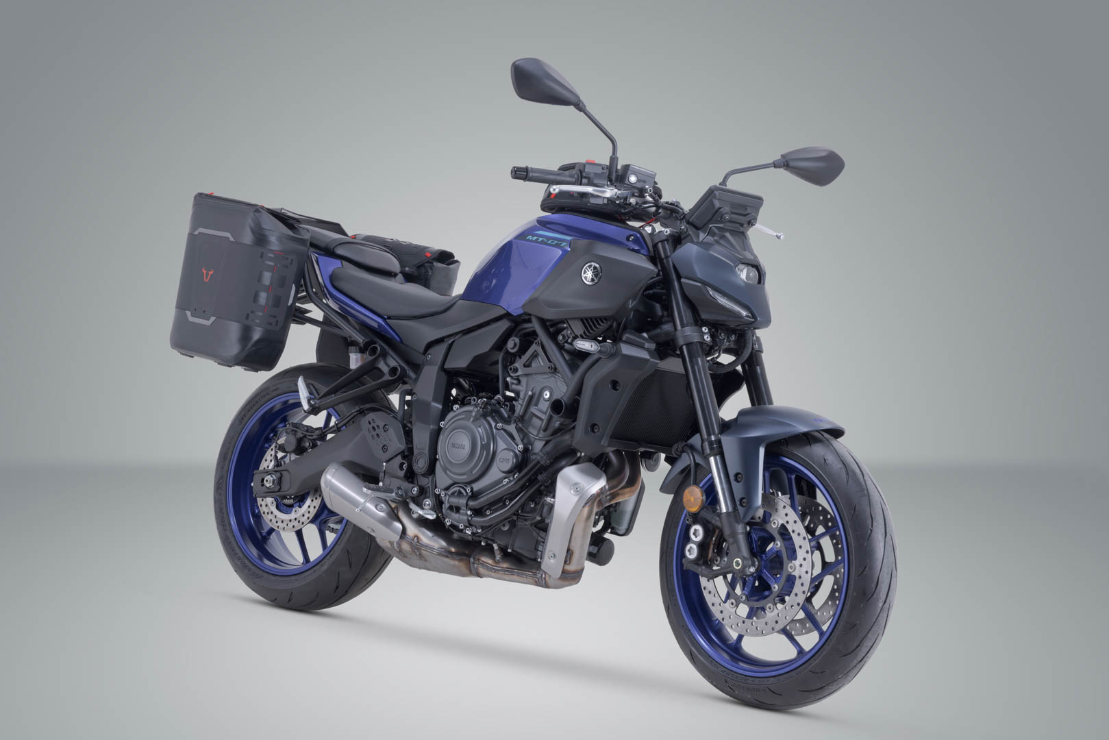 SW-Motech Side Bag WP-system V-LOC - 16/16 l. Yamaha MT-07 (24-). Figur 2