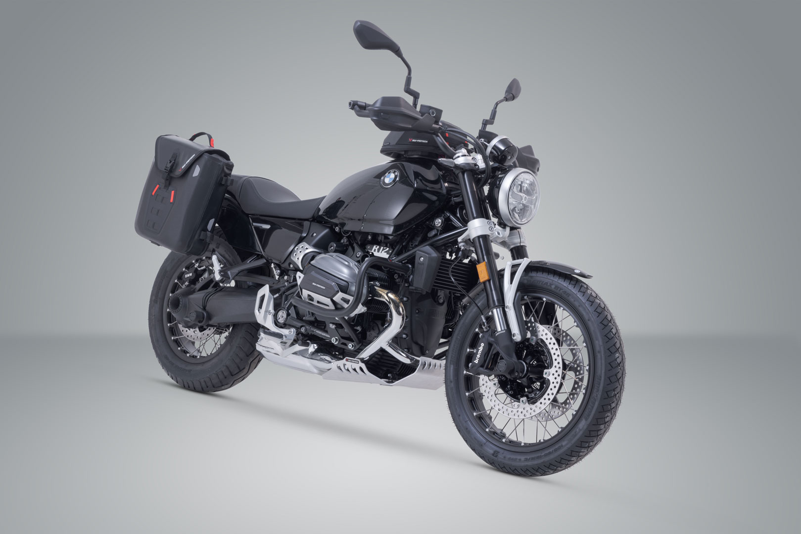 SW-Motech SysBag WP M sistem - BMW R12 (23-). Figura 2