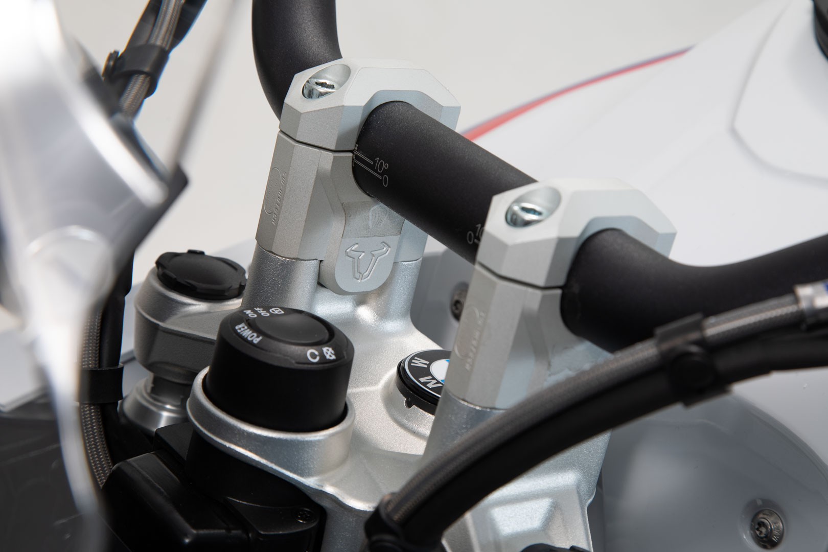 Ridicător de bară SW-Motech - H=40 mm. Argintiu. R1200GS (12-18), R1250GS (18-). Figura 3