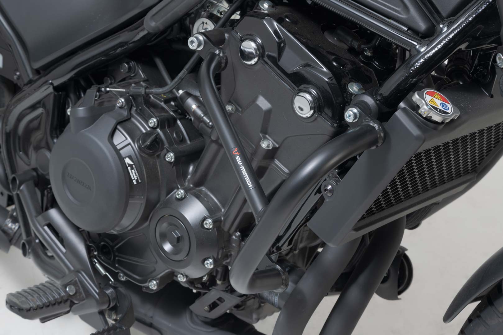 SW-Motech Crash bar - Negru. Honda CMX 500 Rebel (16-), CL500 (22-). Figura 4