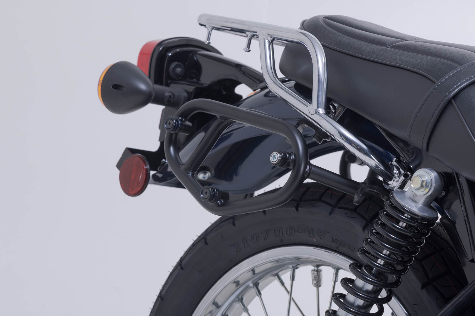 SW-Motech SLC portavion pe partea dreaptă - Kawasaki W230 (24-). Figura 4
