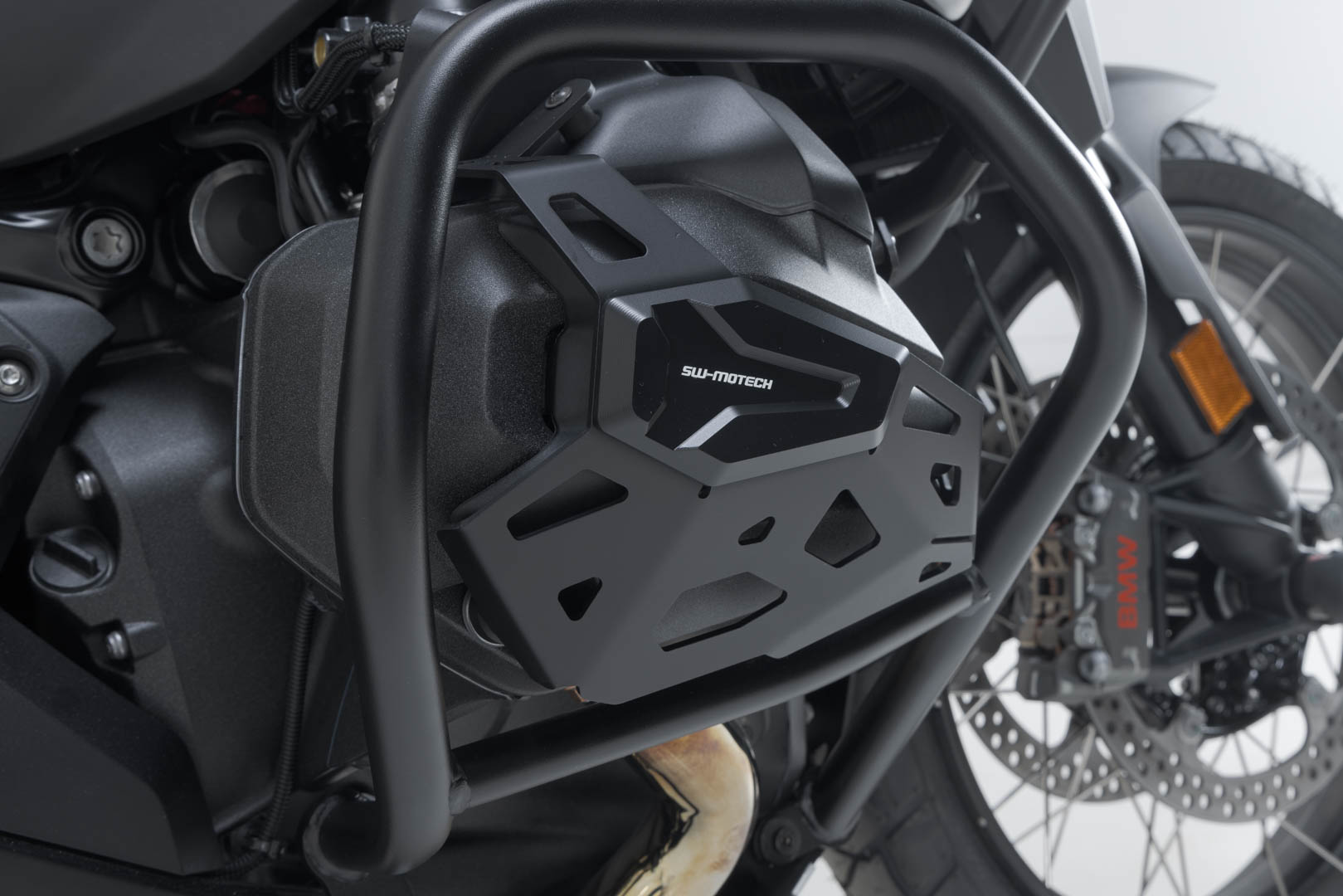 SW-Motech Cylinderskydd - Svart. BMW R 1300 GS, R 1300 R/RS. Figur 4