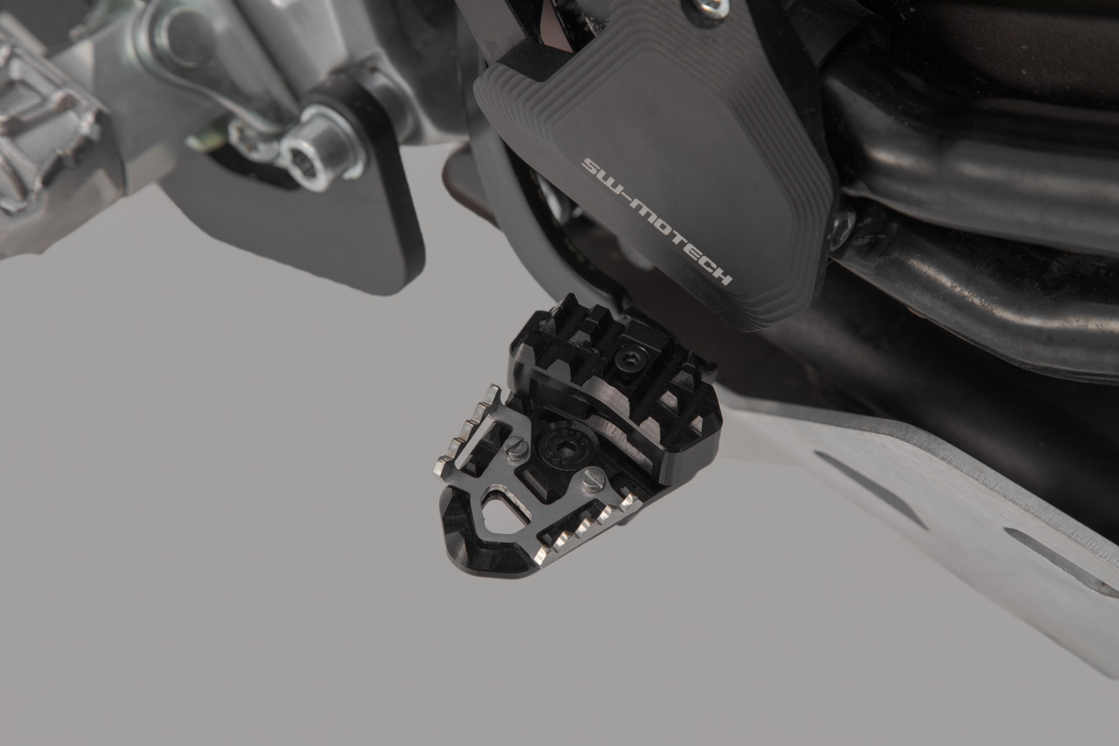 Extensie SW-Motech pentru pedala de frână - Neagră. Modele Yamaha Ténéré 700 (19-). Figura 4