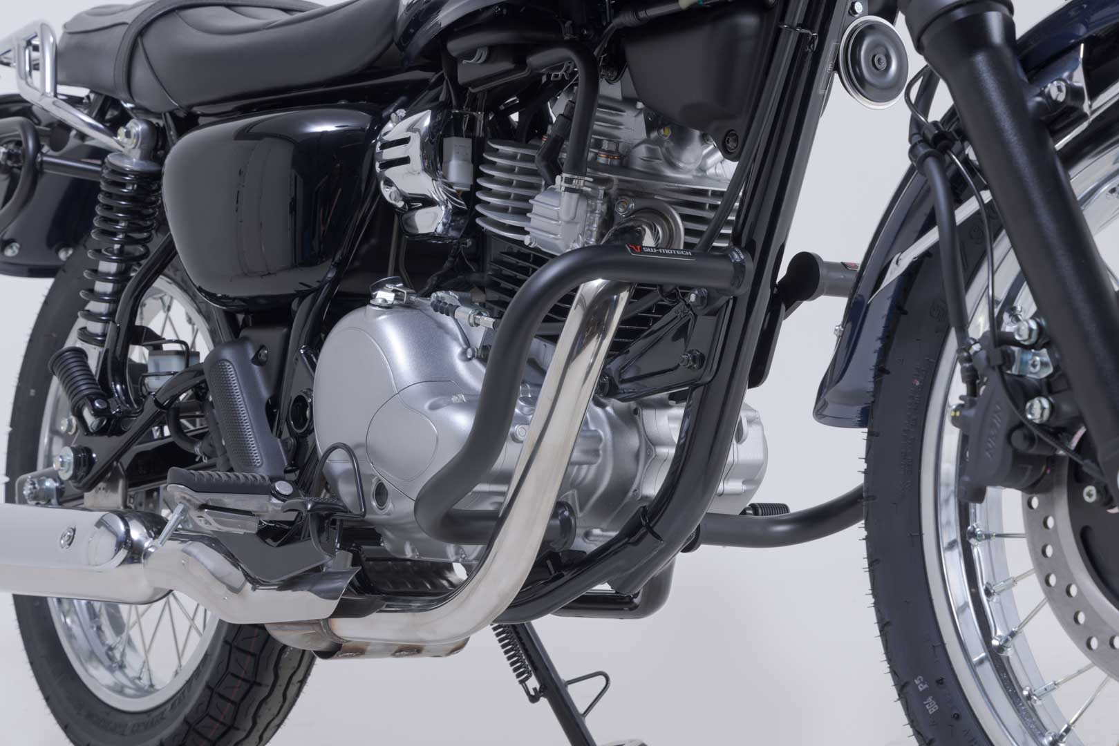 SW-Motech Krockbåge - Svart. Kawasaki W230 (24-). Figur 5