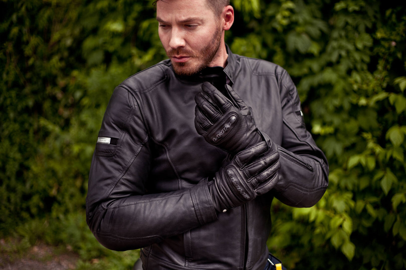 SHIMA Caliber Motorcycle Gloves black M Figure 4