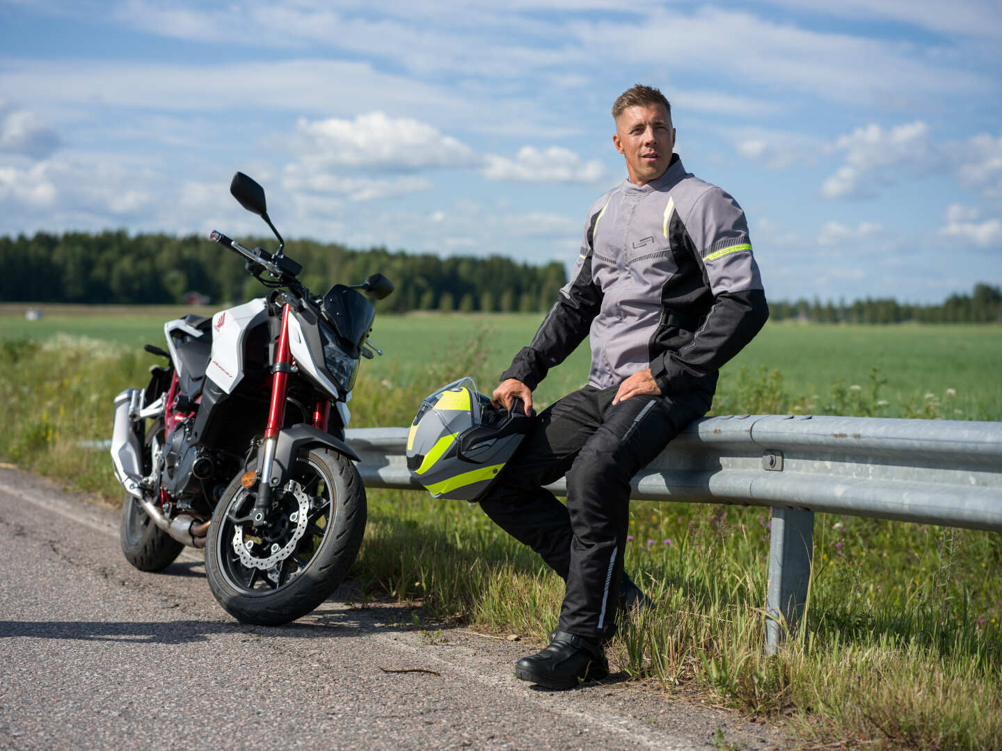 Lindstrands Backafall waterproof Motorcycle Textile Pants 60 Figure 3