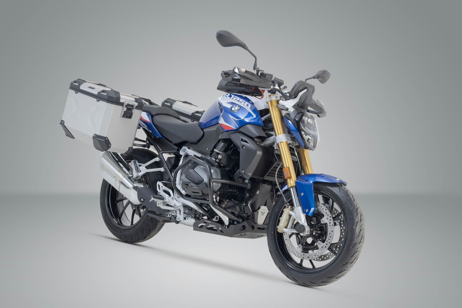 Sistem de carcasă din aluminiu SW-Motech TRAX ADV - Argintiu. 45/45 l. BMW R 1200 R/RS, R 1250 R/RS. Figura 2