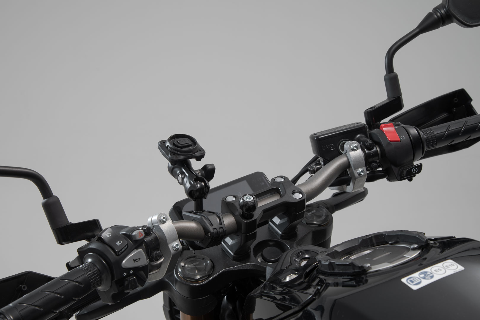Kit de montare GPS SW-Motech Universal cu blocaj în formă de T - Include braț pentru soclu de 2", pentru filetul ghidonului/oglinzii Figura 3