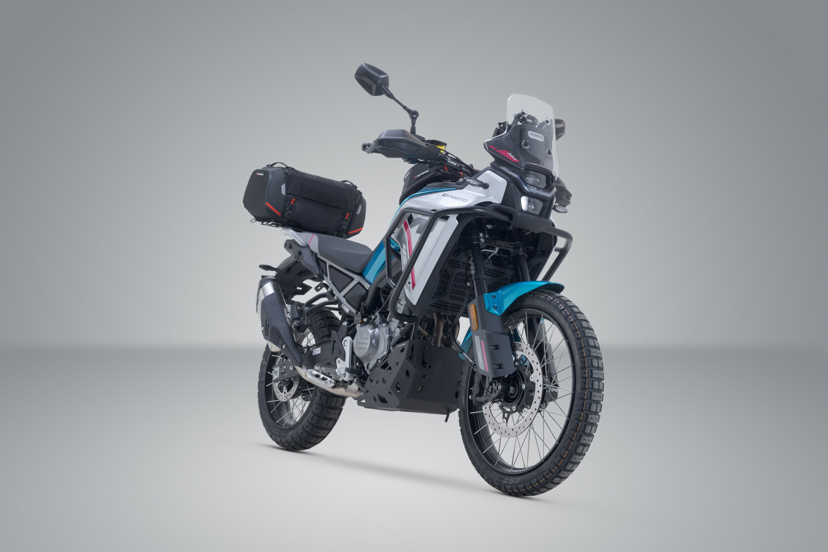 Set de rackpack SW-Motech - CFMoto 450MT (23-) / 800 MT-X (24-). Figura 2