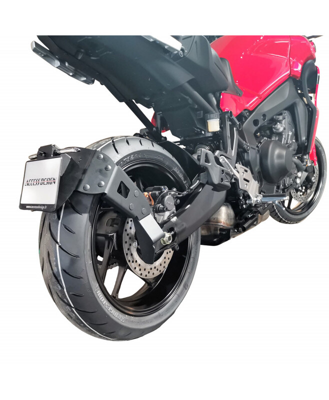 Design de acces "Wheel Mountted" Deținător de număr de înmatriculare Yamaha MT-09 Tracer/GT negru Deținătorul plăcuței de înmatriculare Figura 1