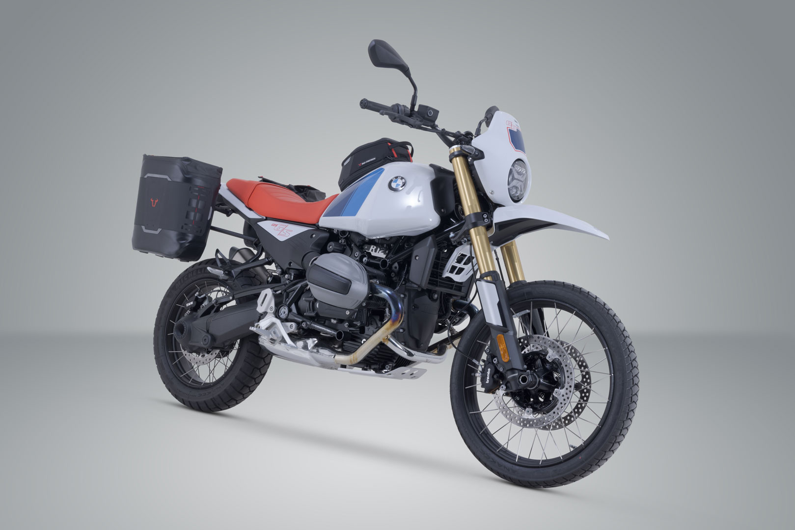 SW-Motech Side Bag WP-system V-LOC - 11/16 l. BMW R 12 G/S (24-). Figur 2