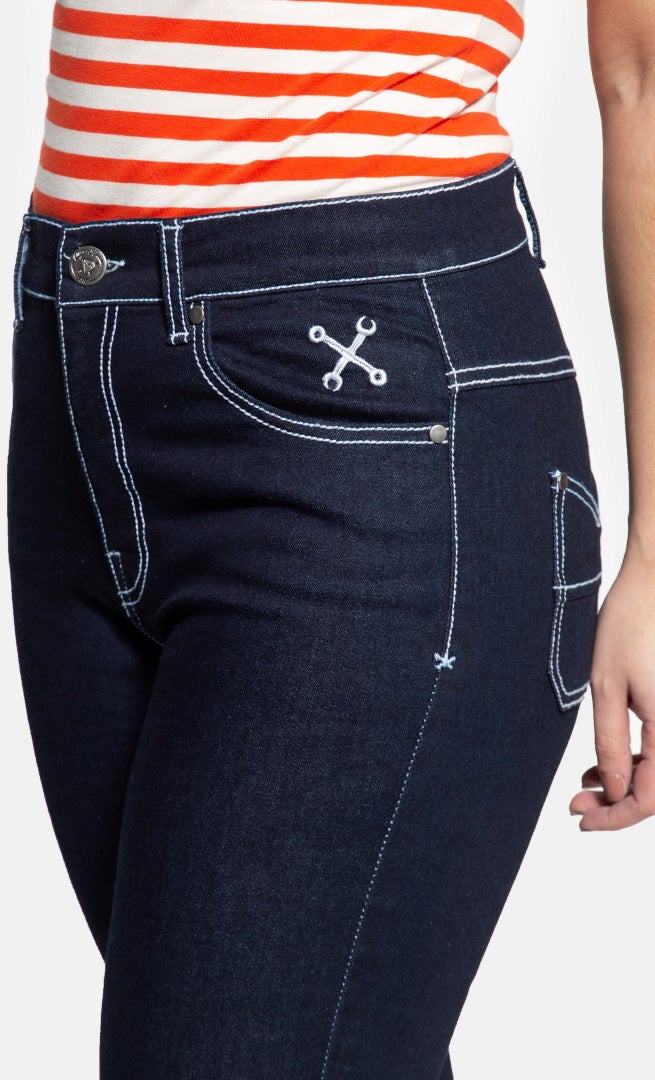 Queen Kerosin Betty Capri Damer Jeans mørkeblå 28 Figur 6