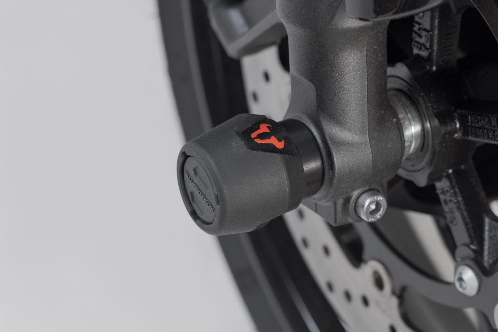 Set SW-Motech Slider pentru puntea față - Negru. Yamaha MT-09/SP, XSR900, XT1200Z. Figura 4