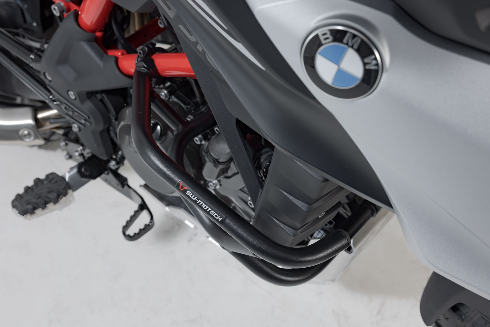 SW-Motech Crash bar - Negru. BMW G310R (16-) / G 310 GS (17-). Figura 4