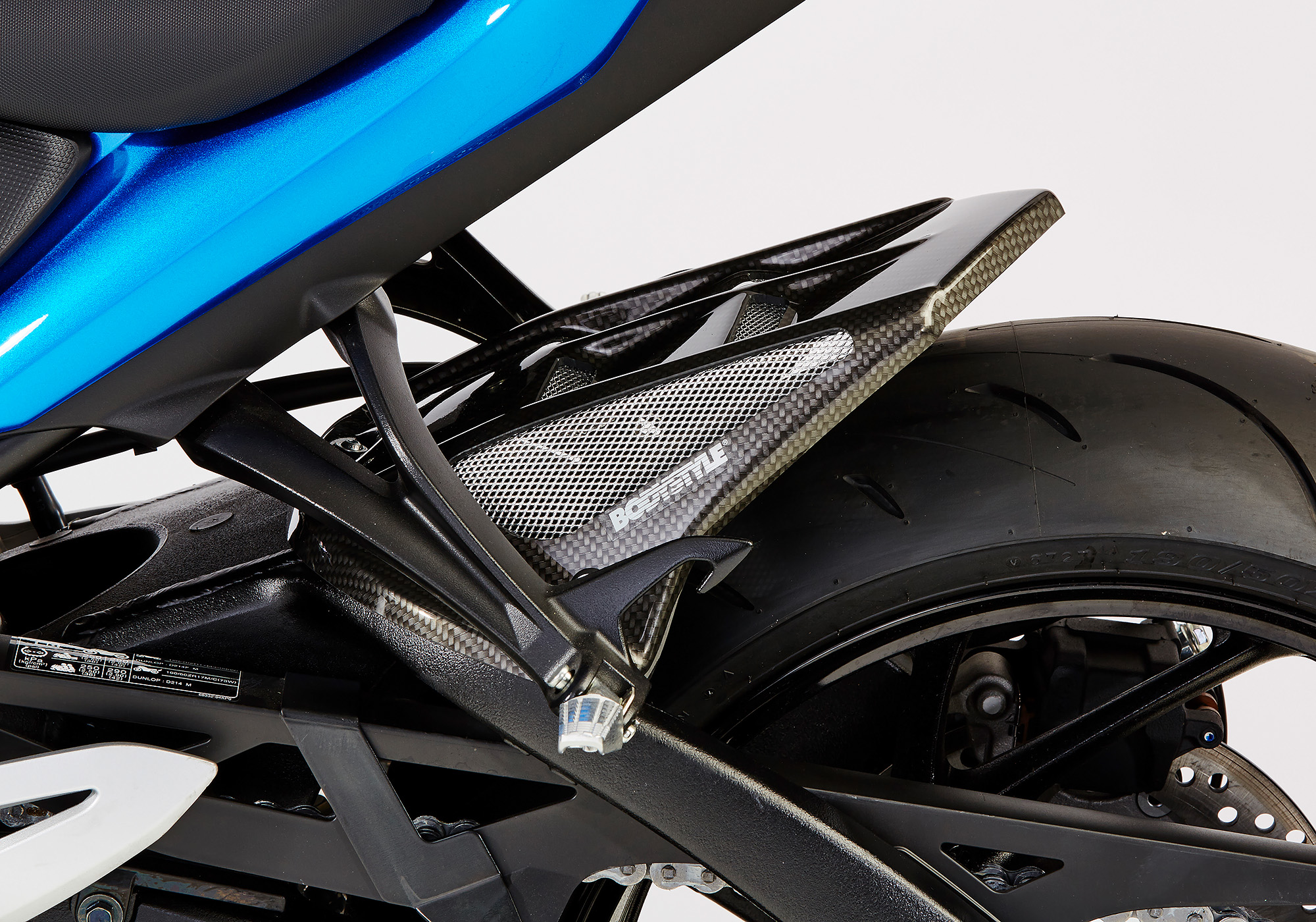 BODYSTYLE Hinterradabdeckung ABS Kunststoff Carbon Look Abbildung 1
