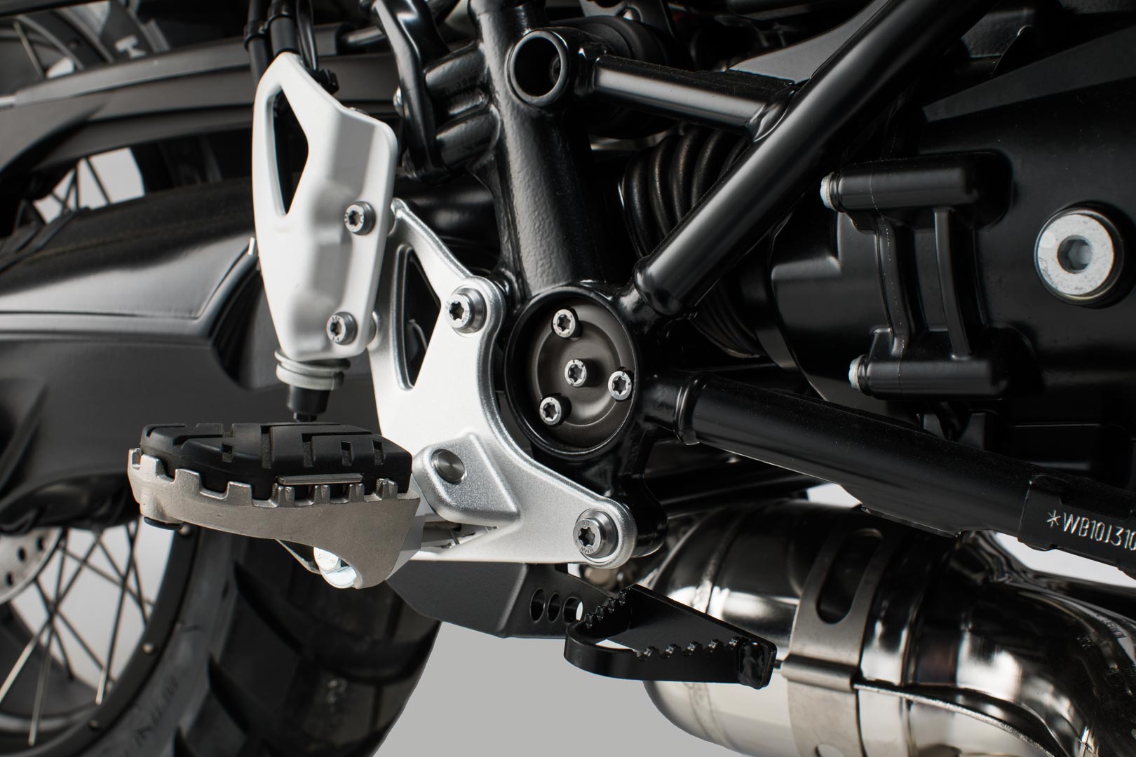 Kit de sprijin SW-Motech ION - BMW R nineT Scrambler (16-), R nineT GS (16-). Figura 2