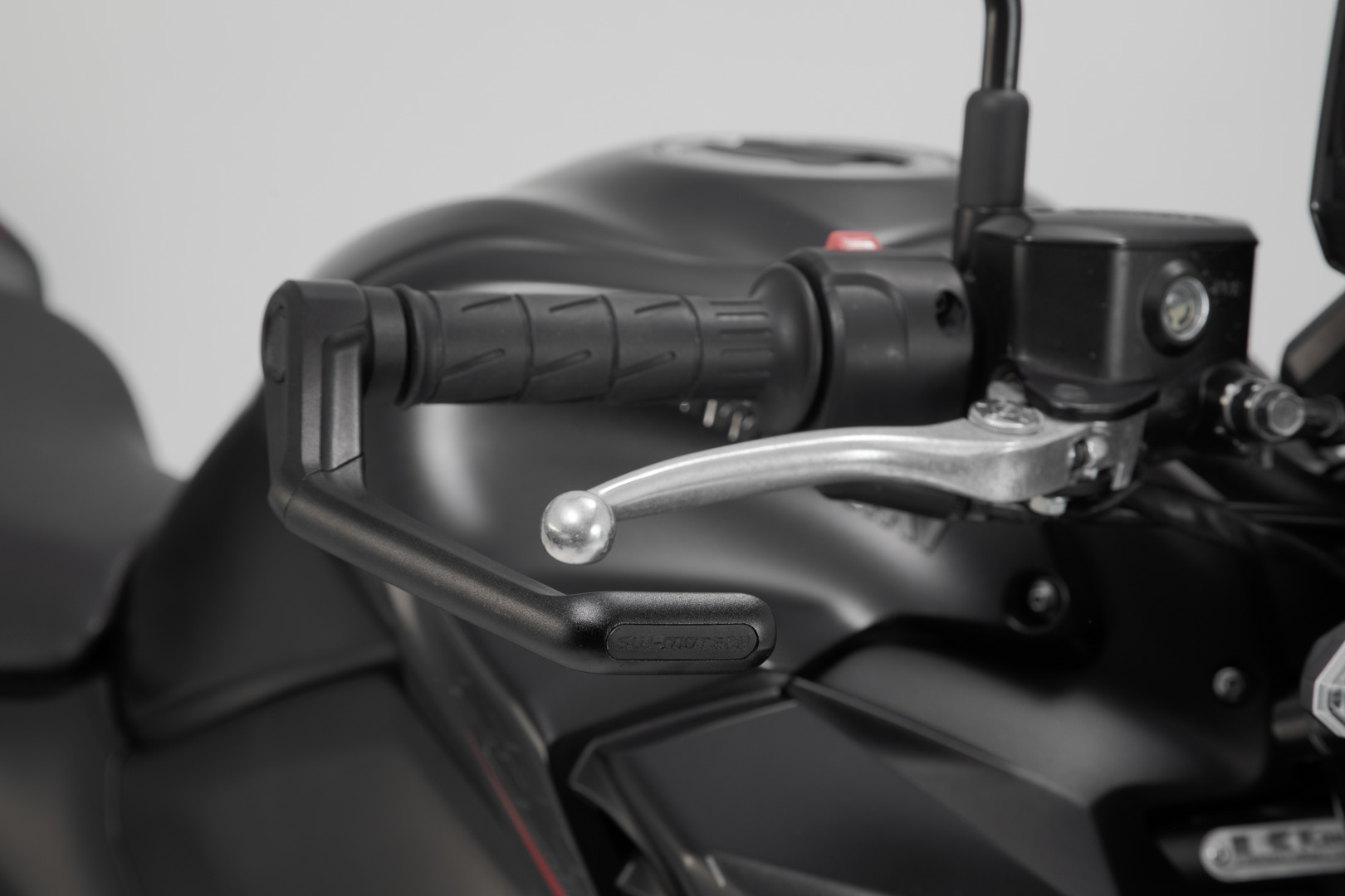 Protecții SW-Motech - Negri. Modele Kawasaki, Yamaha MT-09 (23-). Figura 4