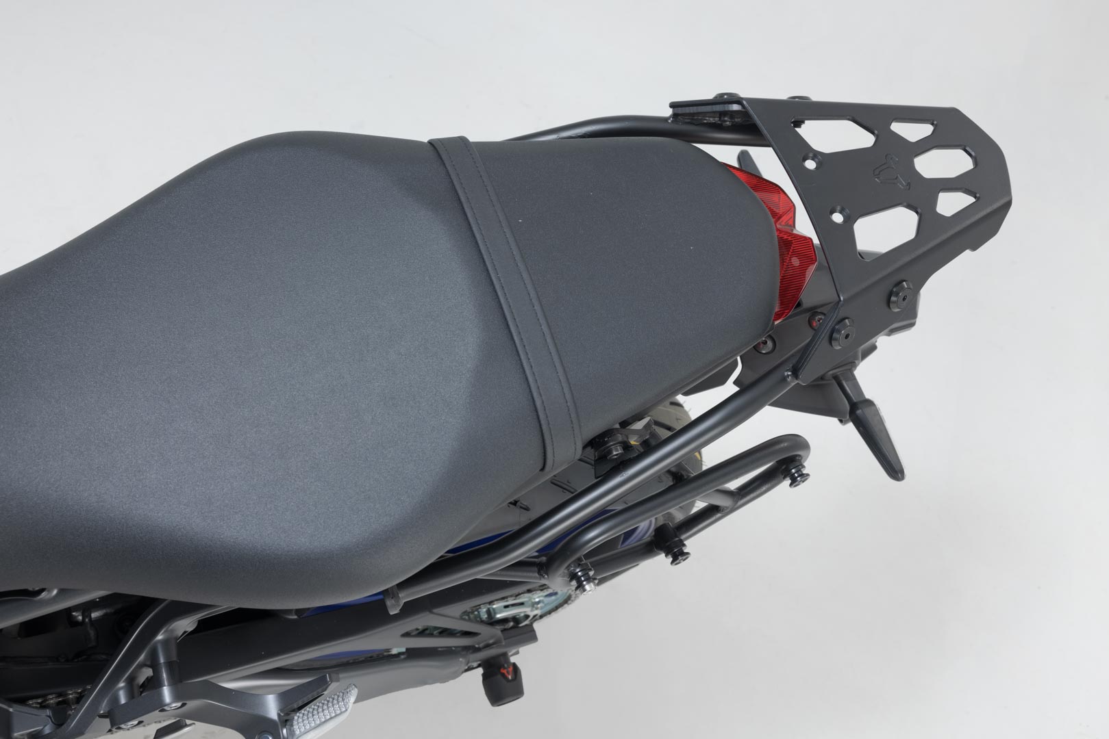 SW-Motech SLC portavion lateral stânga - Yamaha MT-09 (20-). Figura 5