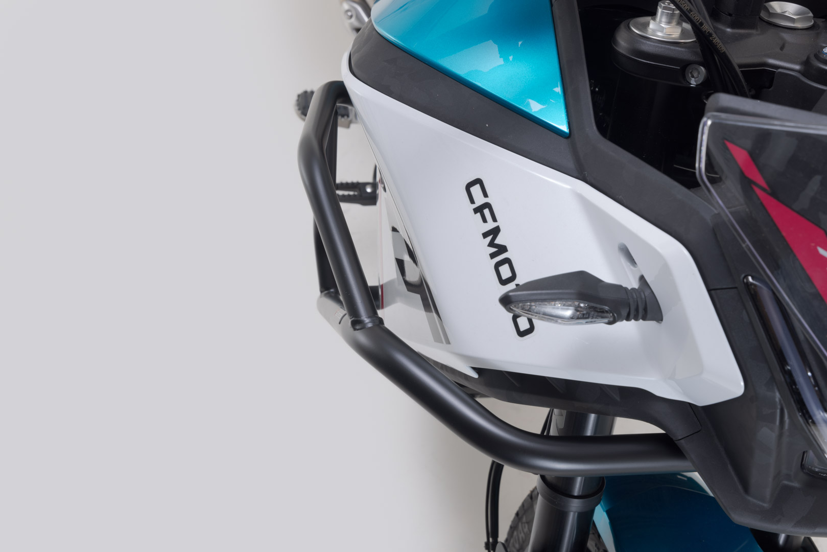 SW-Motech Krockbågar - Svart. CFMoto 450MT (23-). Figur 4