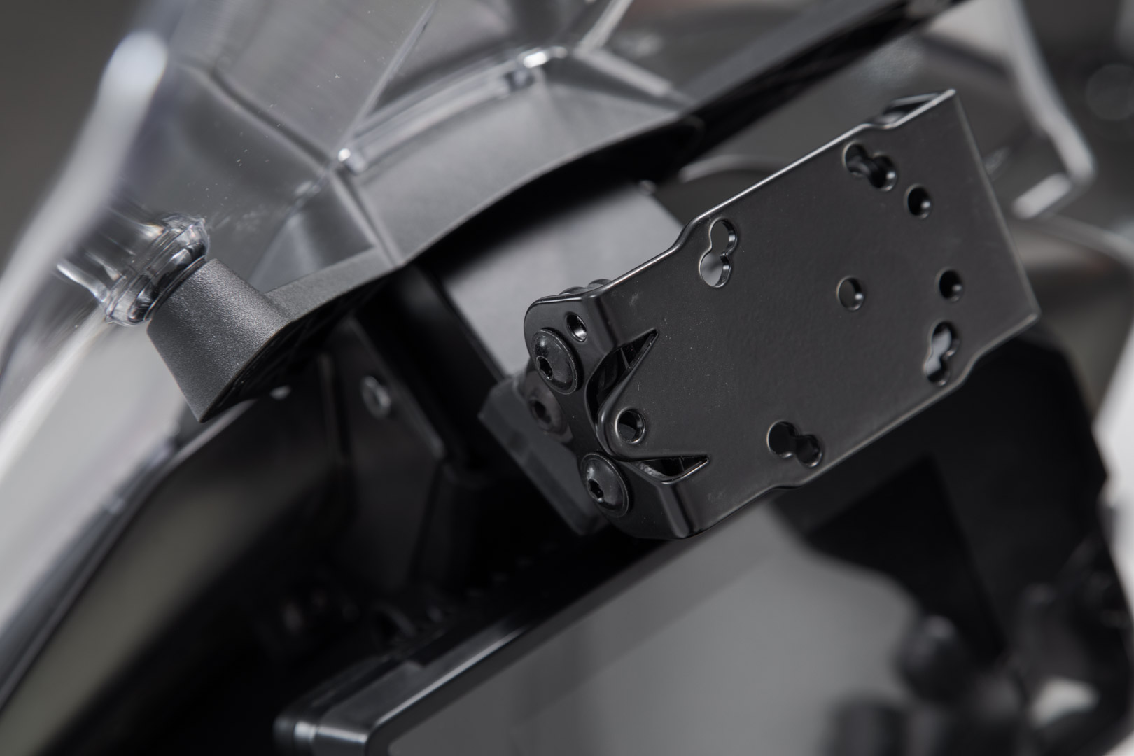 Suport GPS SW-Motech pentru cockpit - Negru. KTM 790 / 890 Adv, Husqv. Norden 901. Figura 2