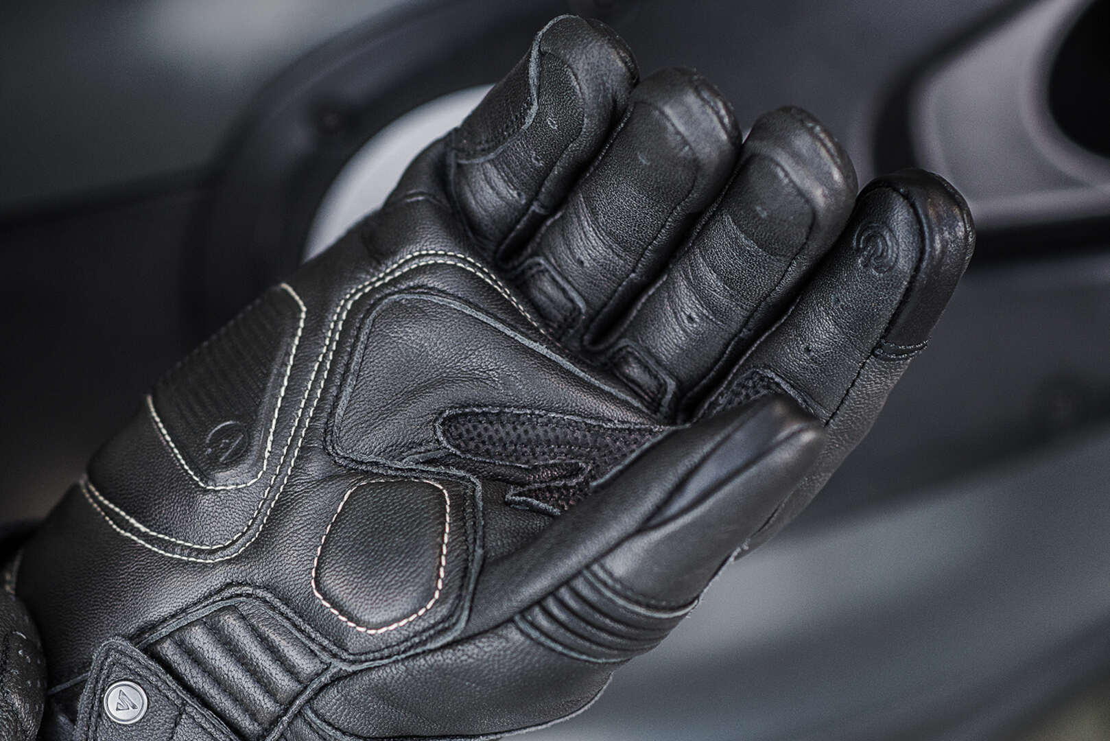 SHIMA Aviator Motorcycle Gloves black XL Figure 5