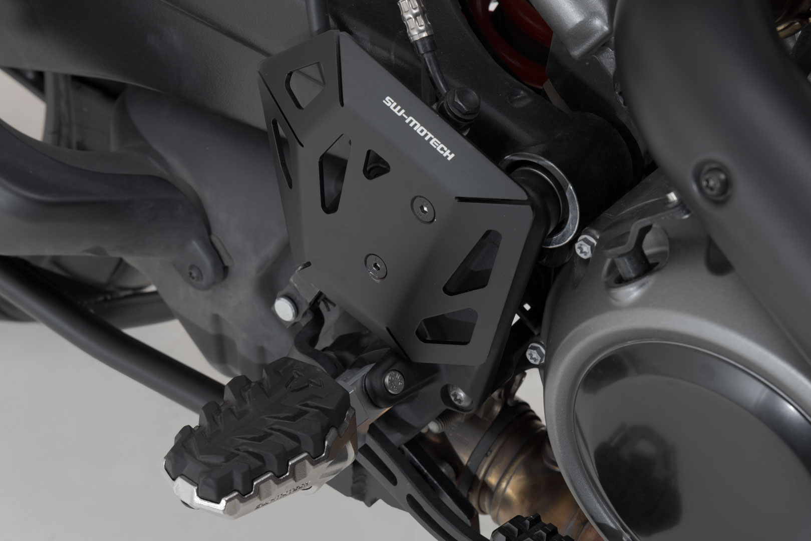 SW-Motech Protector cilindru de frână - Negru. Harley-Davidson Pan America (21-). Figura 3