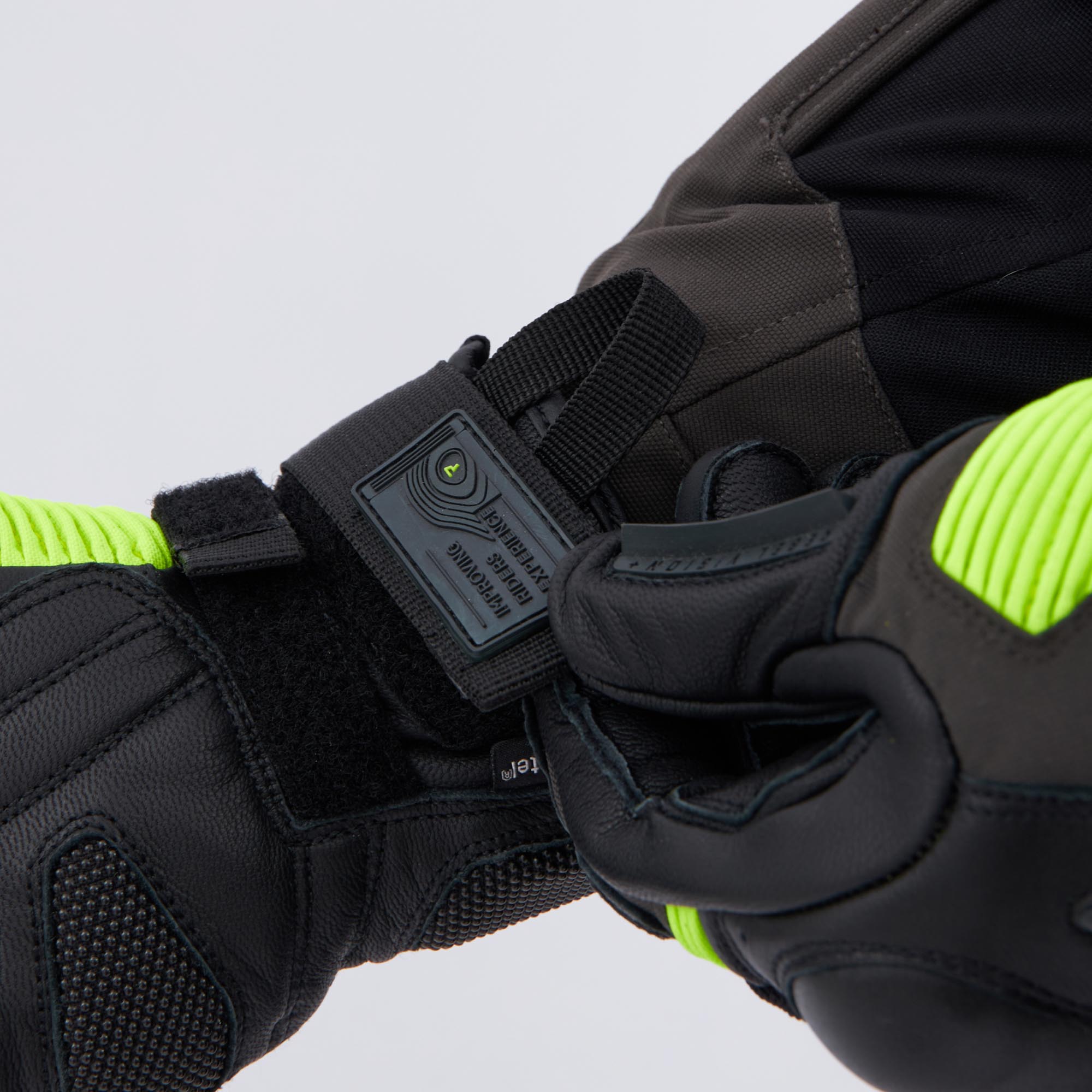 Rebelhorn Range Motorcycle Gloves black/anthracite/yellow S Figure 8
