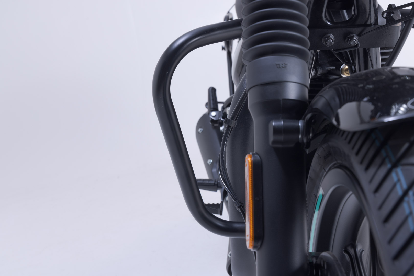 SW-Motech Krockbåge - Svart. Royal Enfield HNTR 350 (23-). Figur 3