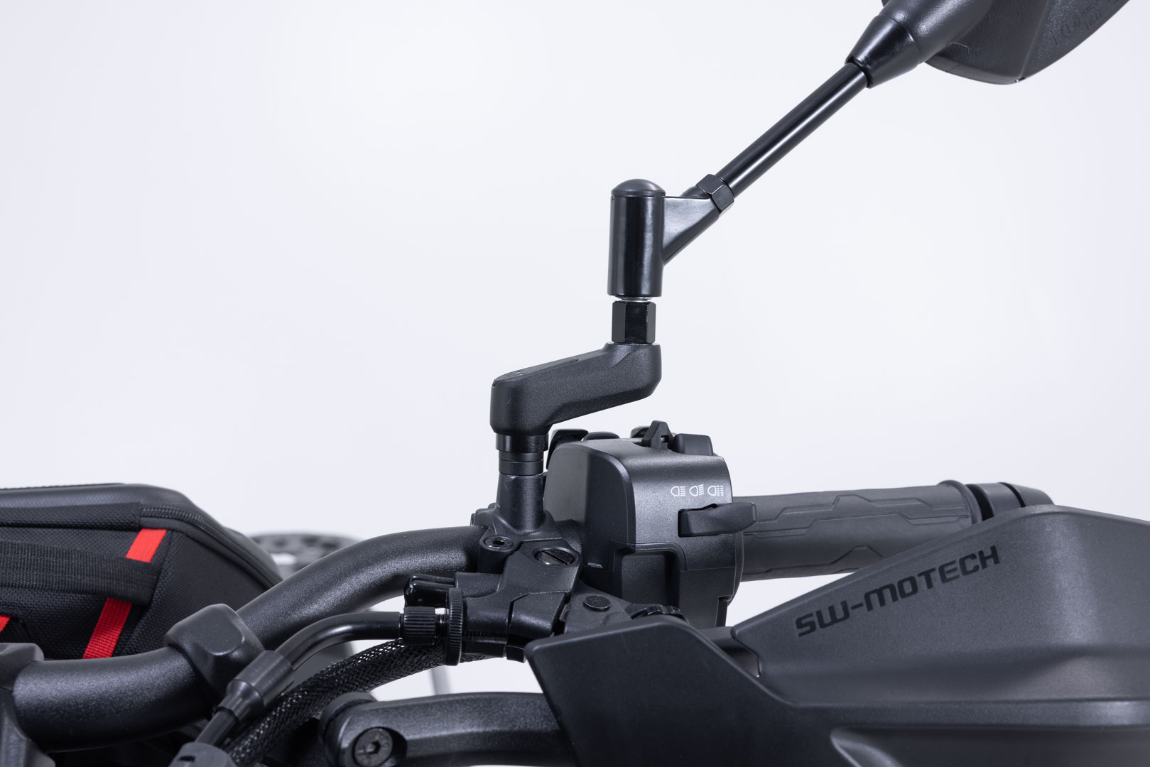 Extensia oglinzii SW-Motech - Neagră. CFMoto 800MT-X (24-). Figura 2