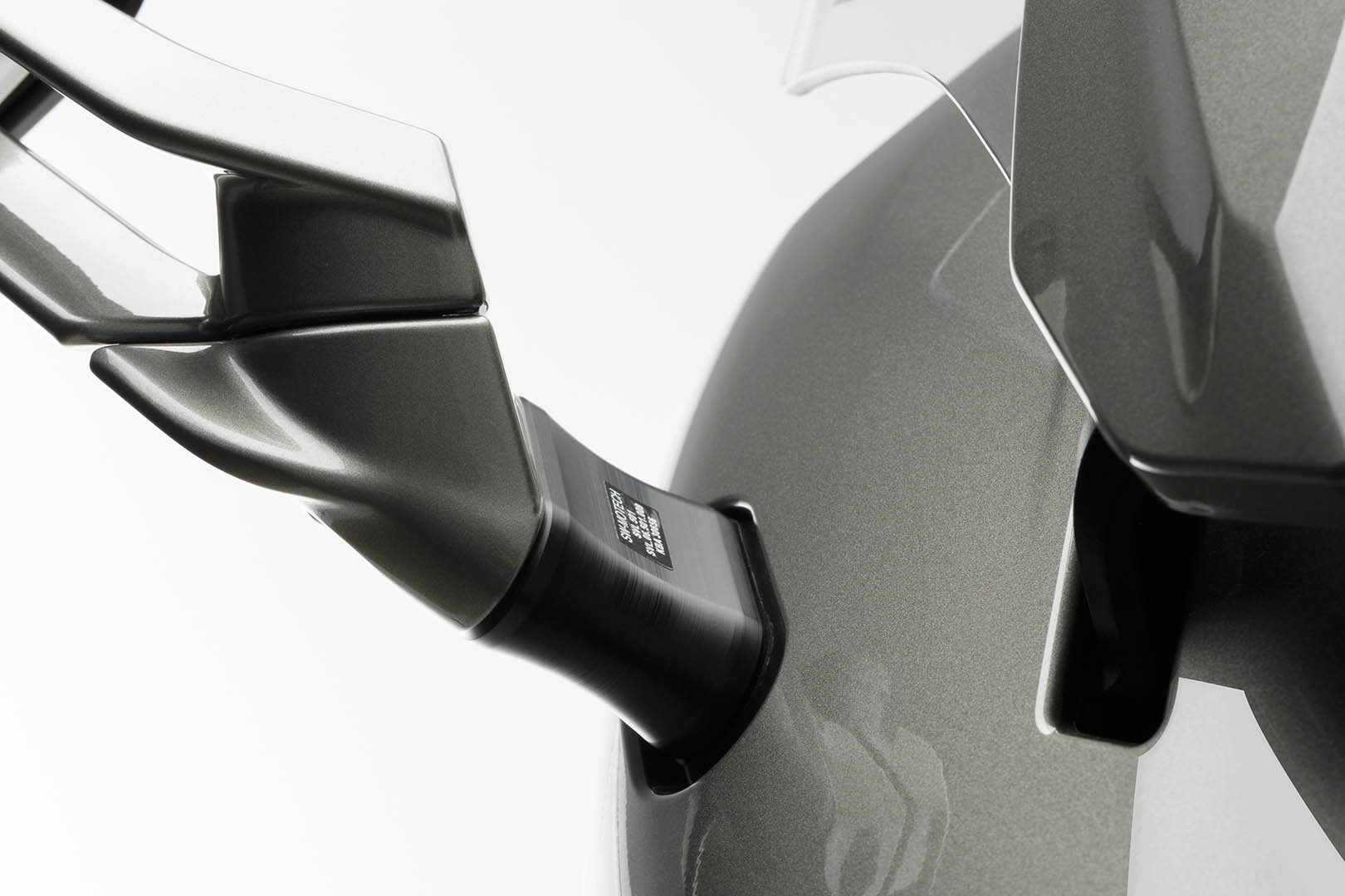 Extensia oglinzii SW-Motech - Profil. Negru. Yamaha FJR1300 (06-). Figura 3
