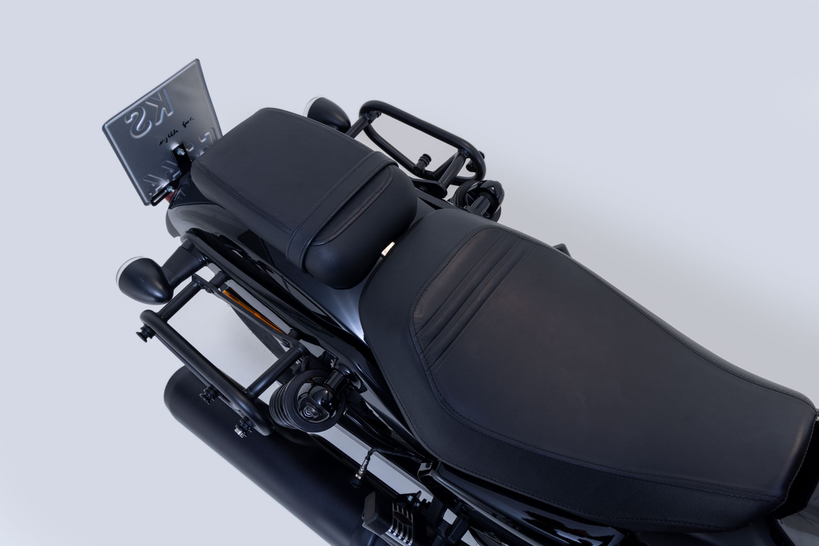 SW-Motech Legend Gear sistem de geantă laterală LC Black Edition - Harley-Davidson Nightster (22-) / Special (23-). Figura 5